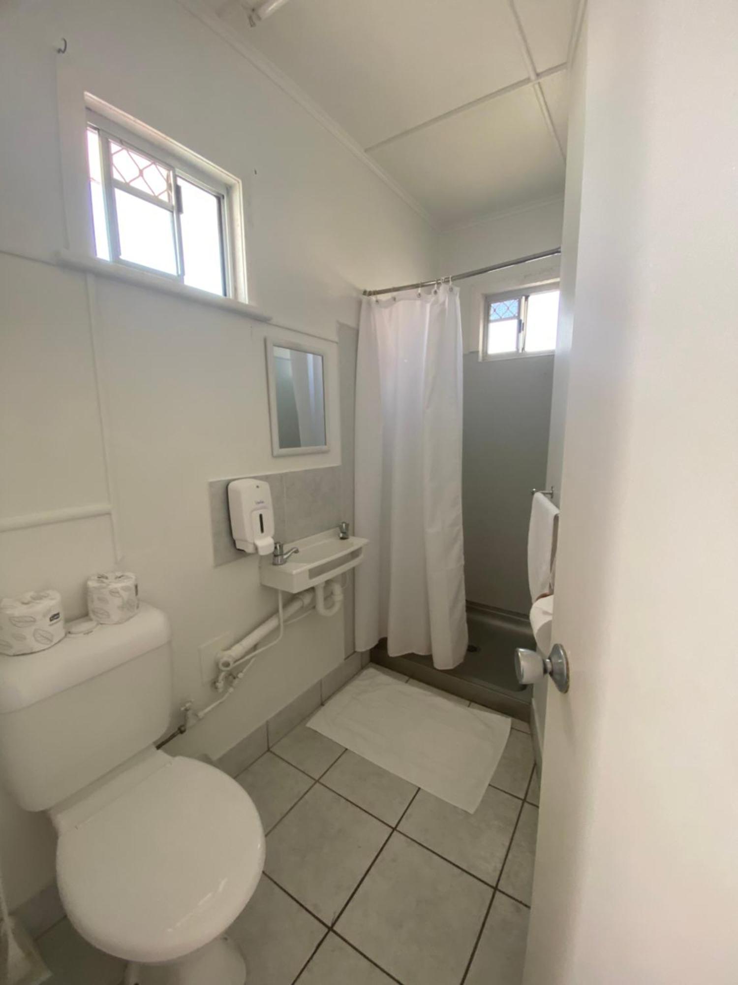 Civic Guesthouse Таунсвил Екстериор снимка