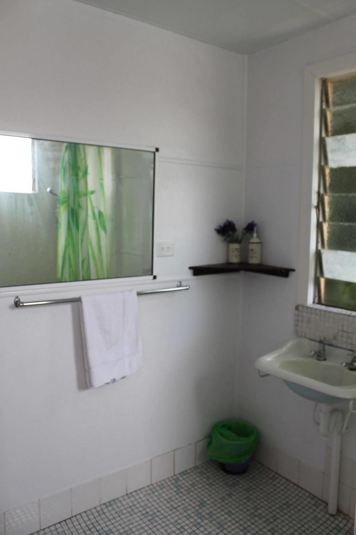 Civic Guesthouse Таунсвил Екстериор снимка